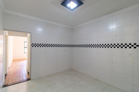 Casa para alugar com 130m², 2 quartos e 3 vagas Casa para alugar com 130m², 2 quartos e 3 vagasCozinha