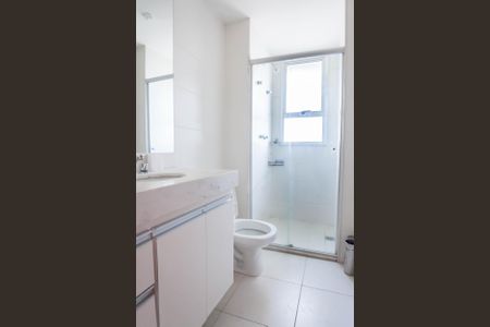 Apartamento para alugar com 66m², 2 quartos e 2 vagasBanheiro Social