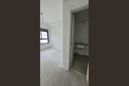 Apartamento à venda com 167m², 3 quartos e 3 vagas Apartamento à venda com 167m², 3 quartos e 3 vagasBanheiro