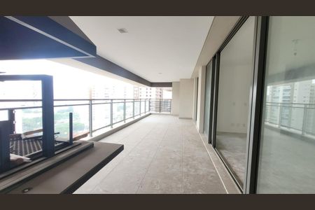 Apartamento à venda com 167m², 3 quartos e 3 vagas Apartamento à venda com 167m², 3 quartos e 3 vagasVaranda