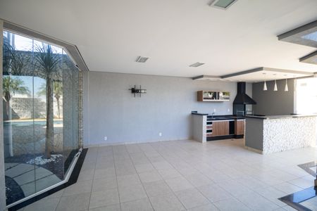 Casa de condomínio para alugar com 255m², 3 quartos e 4 vagas Casa de condomínio para alugar com 255m², 3 quartos e 4 vagasChurrasqueira