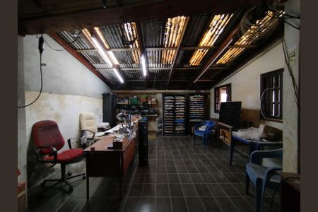 Casa à venda com 270m², 4 quartos e 2 vagasEdícula