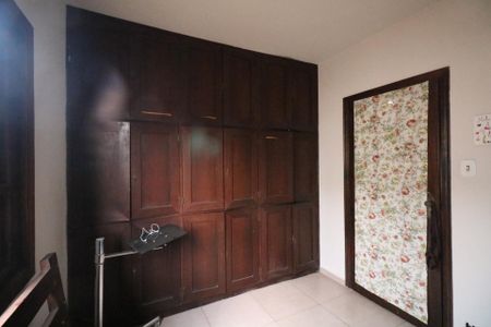 Casa à venda com 270m², 4 quartos e 2 vagasQuarto 1