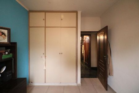 Casa à venda com 270m², 4 quartos e 2 vagasQuarto 2