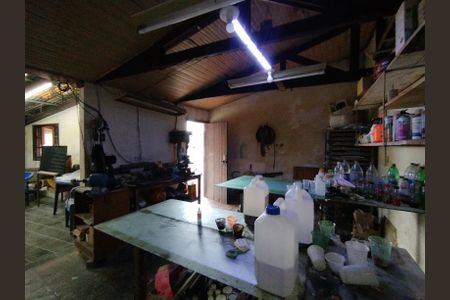 Casa à venda com 270m², 4 quartos e 2 vagasEdícula