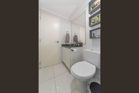 Apartamento à venda com 68m², 2 quartos e 1 vaga Apartamento à venda com 68m², 2 quartos e 1 vagaBanheiro Social