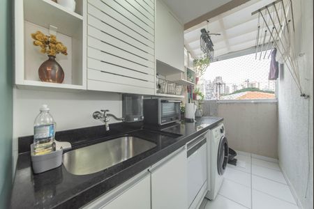 Apartamento à venda com 68m², 2 quartos e 1 vaga Apartamento à venda com 68m², 2 quartos e 1 vagaLavanderia
