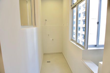 Apartamento à venda com 74m², 2 quartos e sem vagaÁrea de Serviço