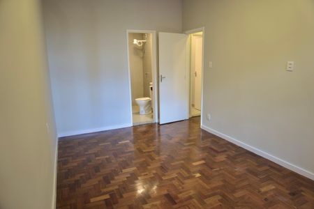 Apartamento à venda com 74m², 2 quartos e sem vagaSuíte