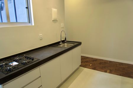 Apartamento à venda com 74m², 2 quartos e sem vagaCozinha