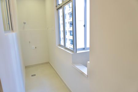 Apartamento à venda com 74m², 2 quartos e sem vagaÁrea de Serviço