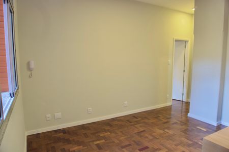 Apartamento à venda com 74m², 2 quartos e sem vagaSala