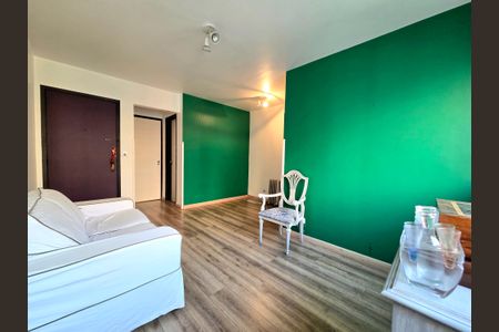 Apartamento para alugar com 72m², 2 quartos e 2 vagasSala