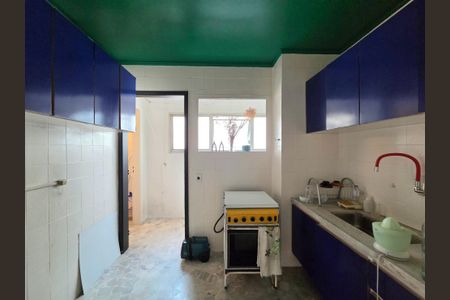 Apartamento para alugar com 72m², 2 quartos e 2 vagasCozinha