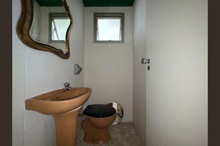 Apartamento para alugar com 72m², 2 quartos e 2 vagasLavabo