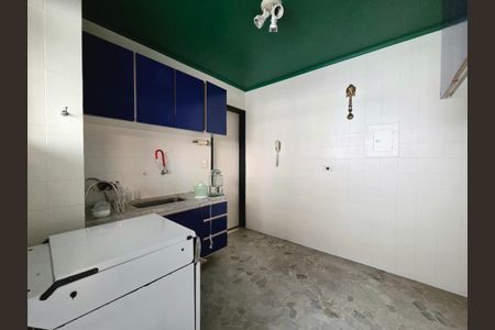 Apartamento para alugar com 72m², 2 quartos e 2 vagasCozinha