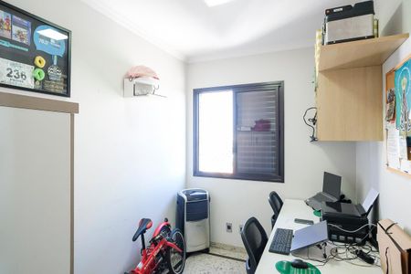 Apartamento à venda com 67m², 3 quartos e 2 vagasQuarto 3