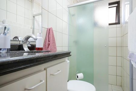 Apartamento à venda com 67m², 3 quartos e 2 vagasBanheiro