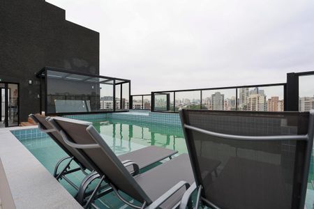Apartamento para alugar com 26m², 1 quarto e sem vaga Apartamento para alugar com 26m², 1 quarto e sem vagaÁrea comum - Piscina
