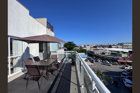 Apartamento à venda com 200m², 3 quartos e 2 vagasVaranda