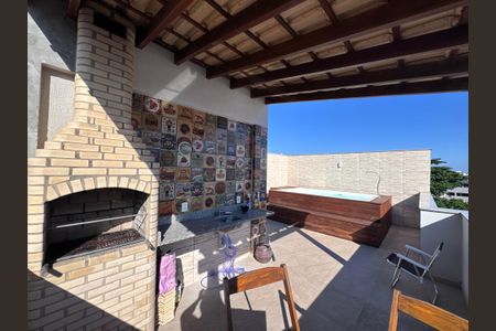 Apartamento à venda com 200m², 3 quartos e 2 vagas Apartamento à venda com 200m², 3 quartos e 2 vagasTerraço