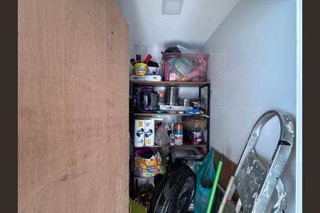 Apartamento à venda com 200m², 3 quartos e 2 vagasCozinha e Área de Serviço - Despensa