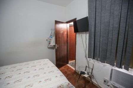 Casa à venda com 303m², 4 quartos e 2 vagasQuarto 1