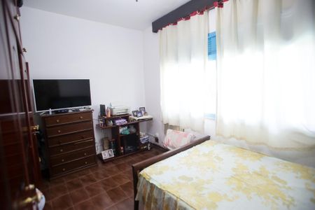 Casa à venda com 303m², 4 quartos e 2 vagasQuarto 2