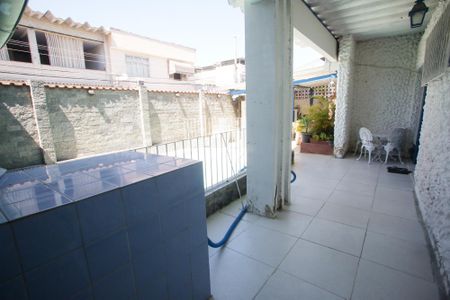 Casa à venda com 303m², 4 quartos e 2 vagasVaranda