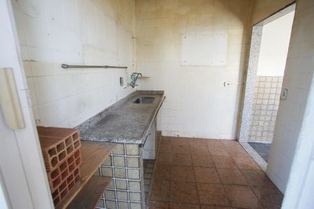 Casa à venda com 303m², 4 quartos e 2 vagasCozinha Superior