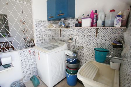 Casa à venda com 303m², 4 quartos e 2 vagasÁrea de Serviço