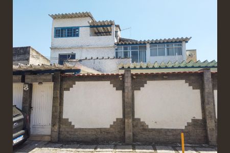 Casa à venda com 303m², 4 quartos e 2 vagasFachada