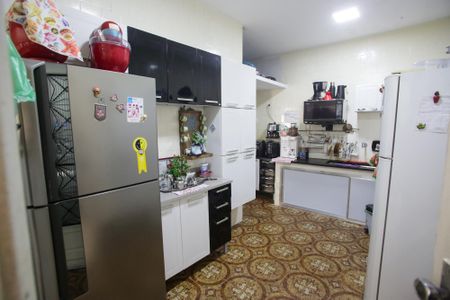Casa à venda com 303m², 4 quartos e 2 vagasCozinha
