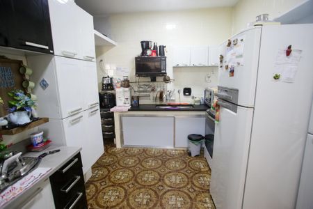 Casa à venda com 303m², 4 quartos e 2 vagasCozinha