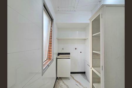 Apartamento à venda com 99m², 1 quarto e 1 vaga Apartamento à venda com 99m², 1 quarto e 1 vagaÁrea de Serviço