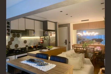 Cozinha de apartamento à venda com 2 quartos, 49m² em Alphaville Empresarial, Barueri