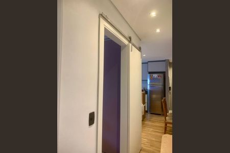 Corredor de apartamento à venda com 2 quartos, 49m² em Alphaville Empresarial, Barueri