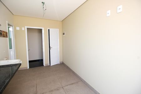 Apartamento à venda com 90m², 2 quartos e 1 vaga Apartamento à venda com 90m², 2 quartos e 1 vagaÁrea de Serviço