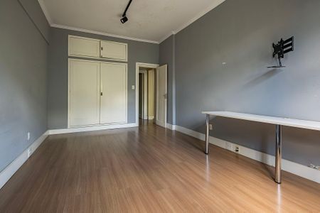 Apartamento para alugar com 197m², 3 quartos e sem vaga Apartamento para alugar com 197m², 3 quartos e sem vagaQuarto 3