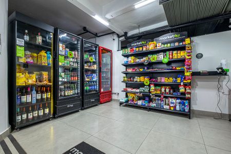 Apartamento para alugar com 197m², 3 quartos e sem vaga Apartamento para alugar com 197m², 3 quartos e sem vagaMercado