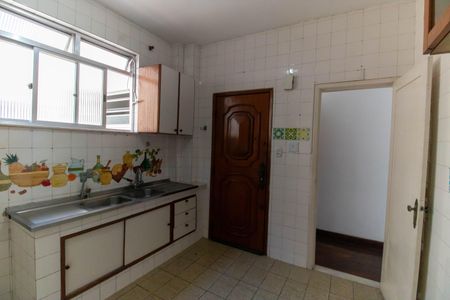Apartamento à venda com 100m², 3 quartos e sem vagaCozinha
