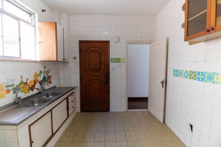 Apartamento à venda com 100m², 3 quartos e sem vagaCozinha