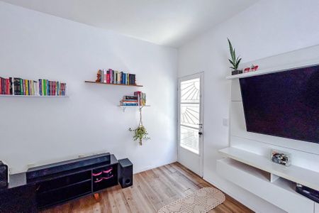 Casa à venda com 320m², 5 quartos e 6 vagasSala - Casa 2