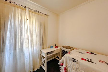 Casa à venda com 320m², 5 quartos e 6 vagasQuarto 2 - Casa 1