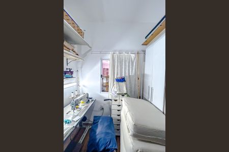 Casa à venda com 320m², 5 quartos e 6 vagasQuarto de Serviço