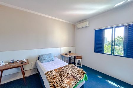 Casa à venda com 320m², 5 quartos e 6 vagasSuite 1 - Casa 1