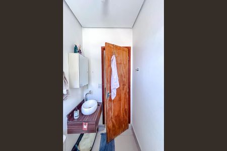 Casa à venda com 320m², 5 quartos e 6 vagasBanheiro - Casa 2