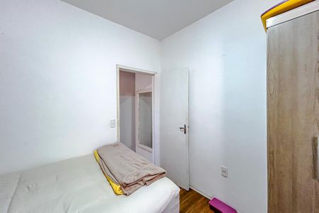 Casa à venda com 320m², 5 quartos e 6 vagasQuarto - Casa 2