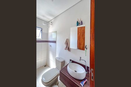 Casa à venda com 320m², 5 quartos e 6 vagasBanheiro - Casa 2