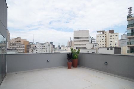 Studio para alugar com 29m², 0 quarto e sem vaga Studio para alugar com 29m², 0 quarto e sem vagaSalão de Festas
